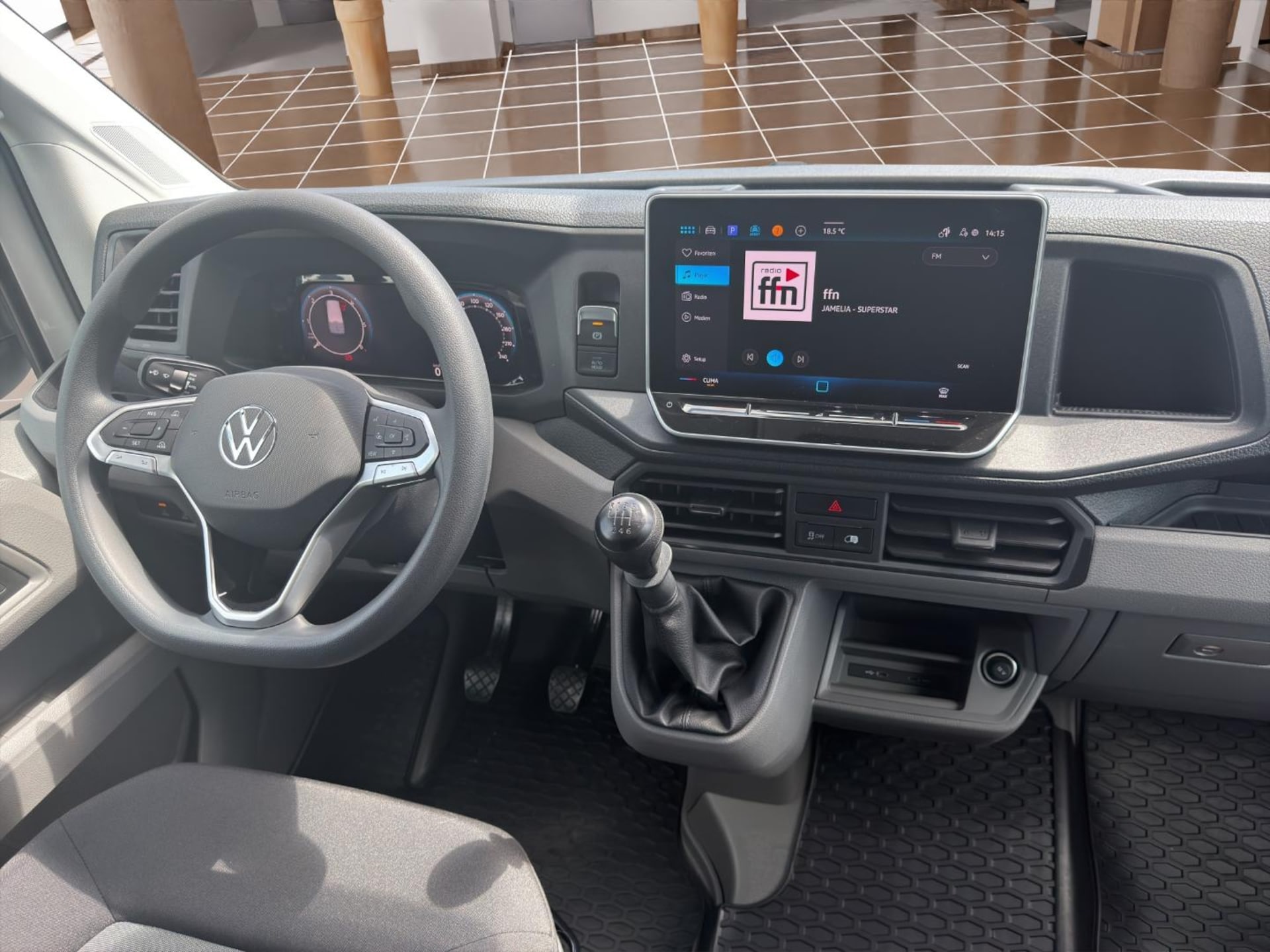 Volkswagen Crafter Kasten mittlerer Radstand