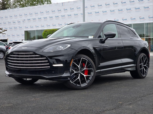 Photo of 2024 Aston Martin DBX