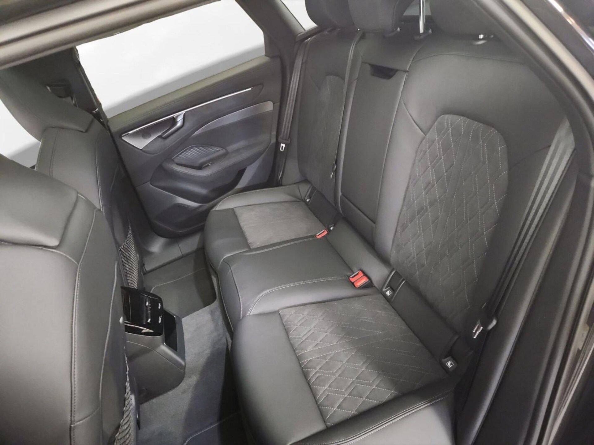 Audi A6 Avant edition one