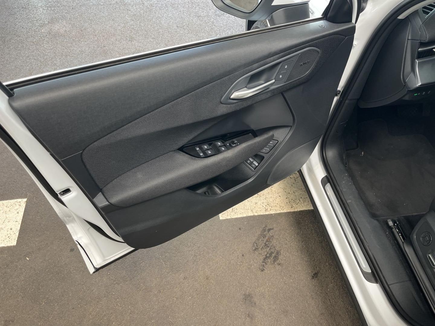 Bild über Audi Q3 SUV e-hybrid e-hybrid 200 kW S tronic - für weitere Informationen kontaktieren Sie den Audi Partner