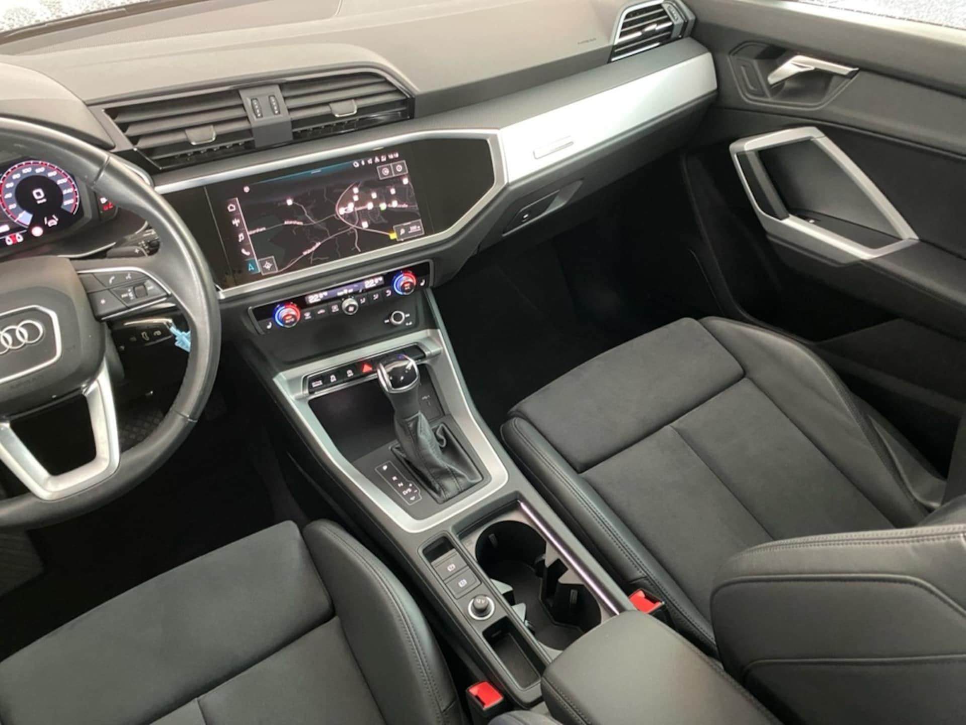 Audi Q3 Sportback S line