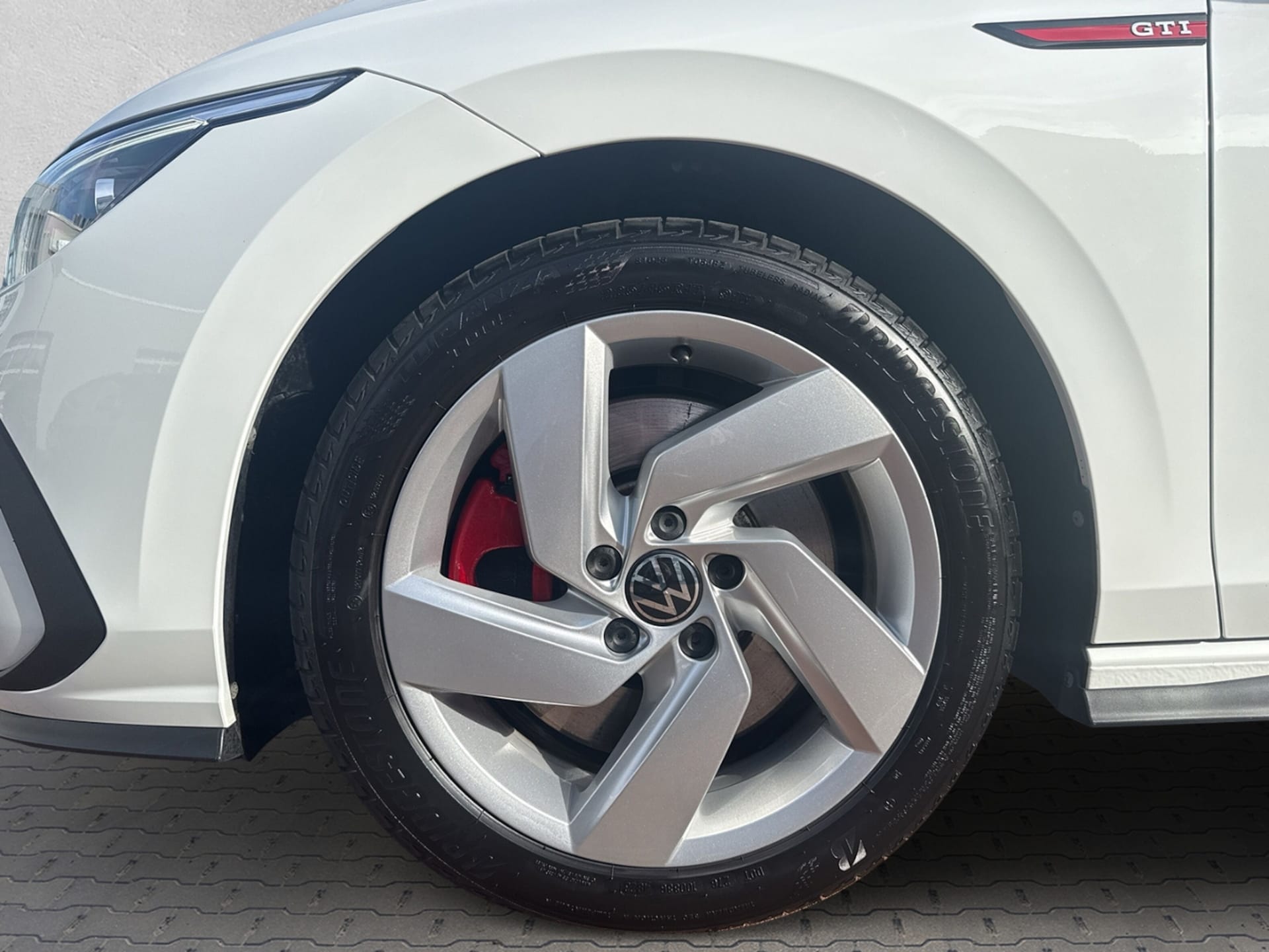Volkswagen Golf GTI
