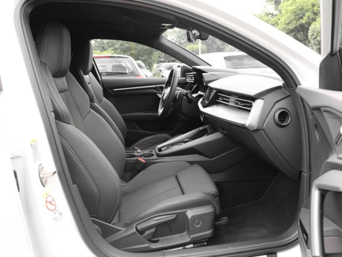 Bild über Audi A3 allstreet TFSI e 40 TFSI e S tronic - für weitere Informationen kontaktieren Sie den Audi Partner