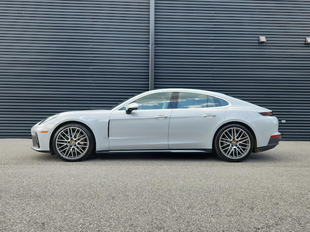 2025 Porsche Panamera
