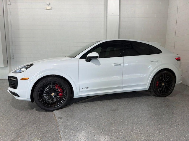 2023 Porsche Cayenne Hybrid