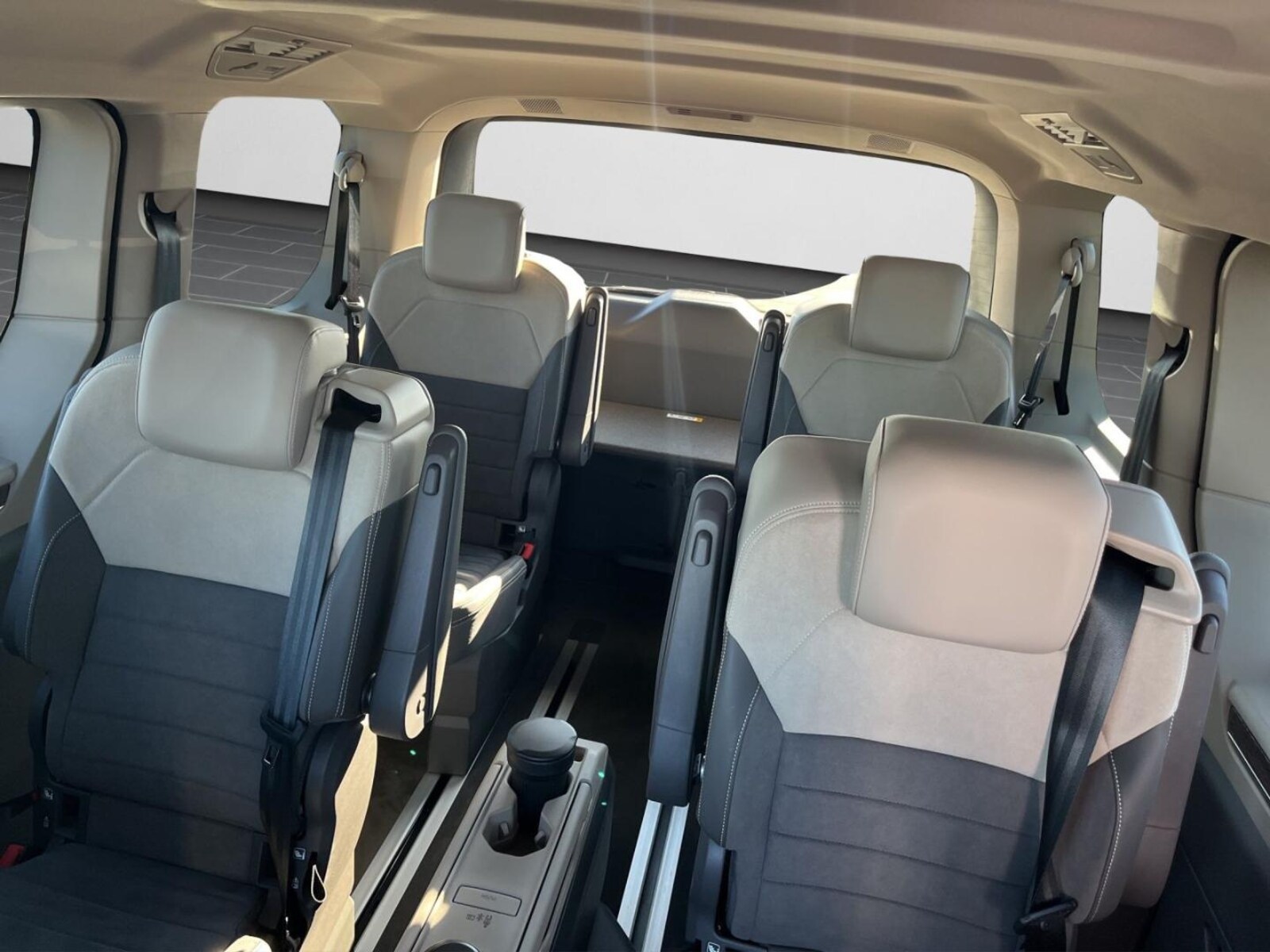 Volkswagen Multivan – Bild 14