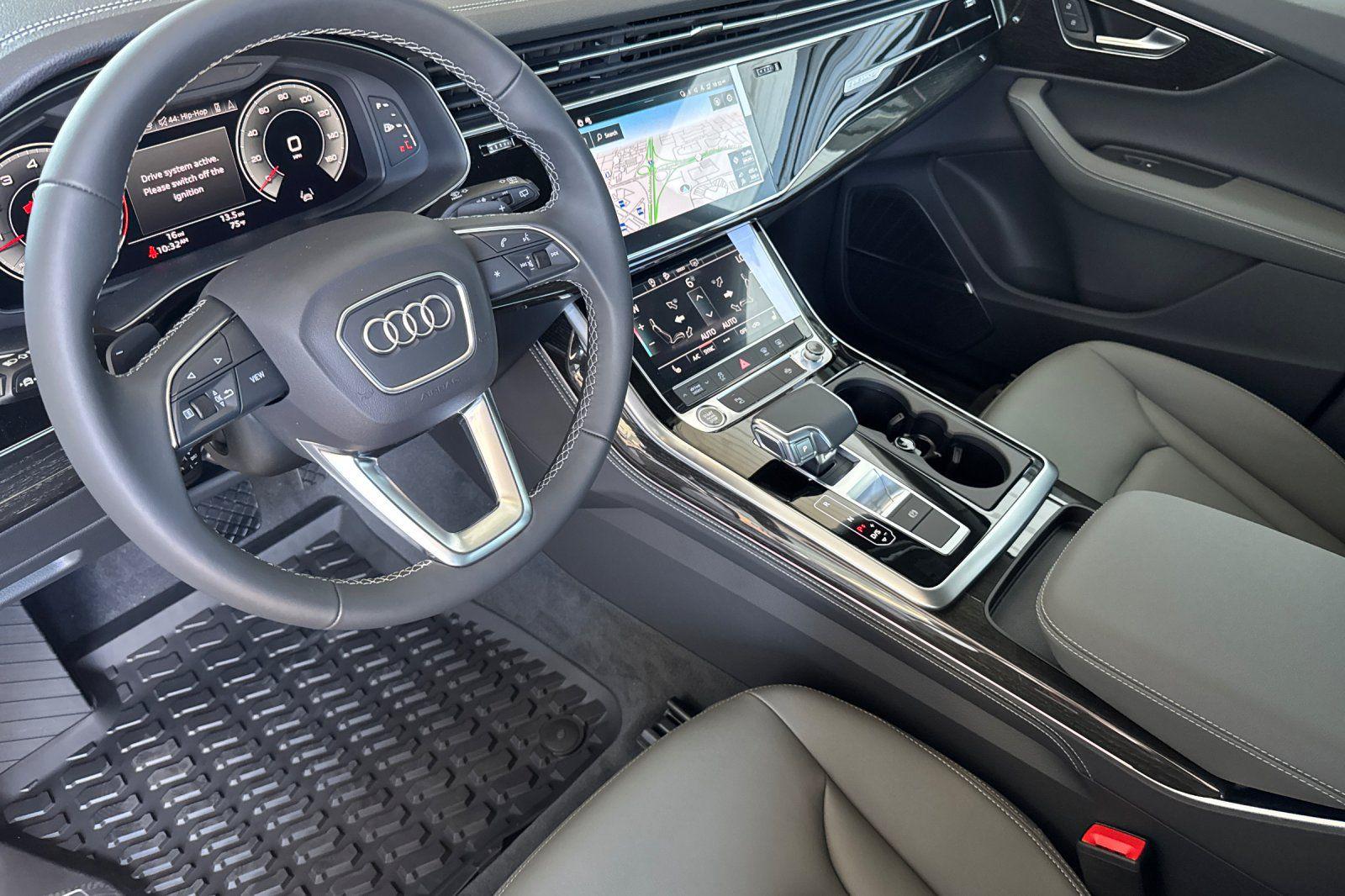 2025 Audi Q7 Premium Plus - Photo 9