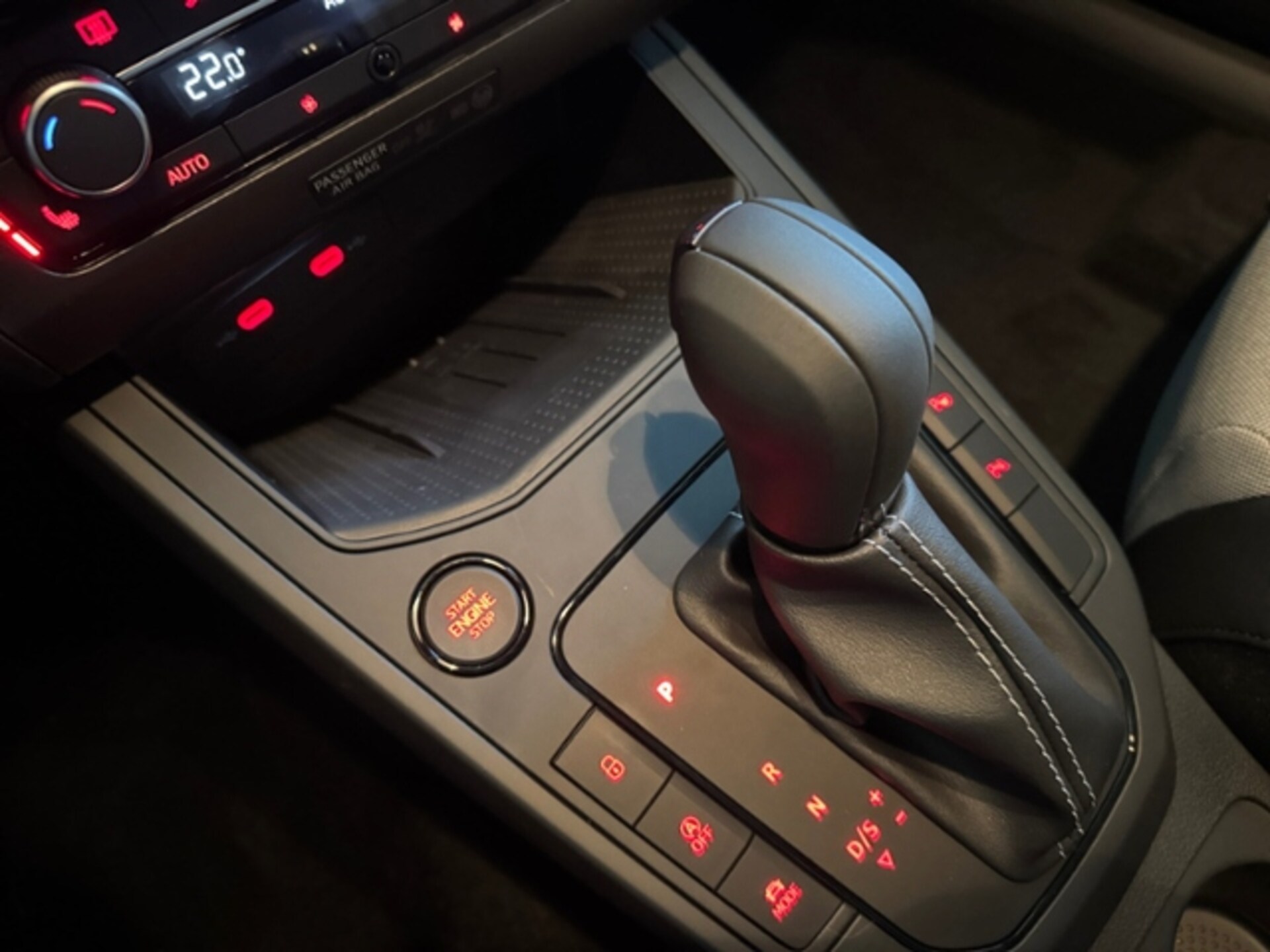 SEAT Arona FR