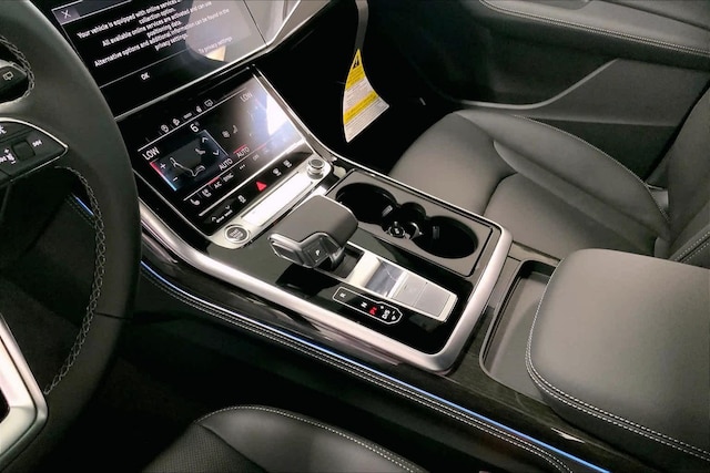 2026 Audi Q7 S Line Premium Plus - Photo 16