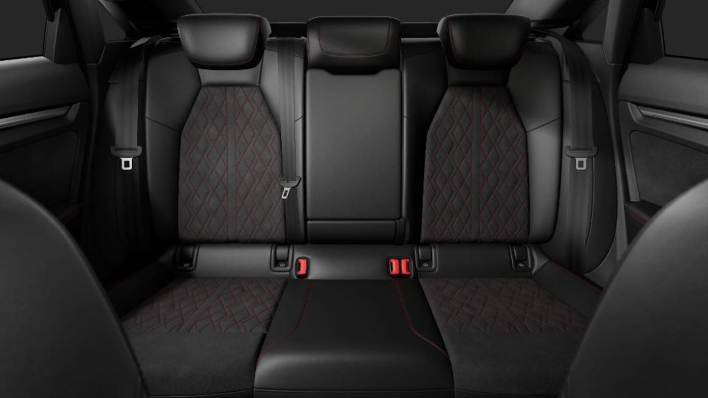 Bild über Audi S3 Limousine TFSI quattro S tronic - für weitere Informationen kontaktieren Sie den Audi Partner
