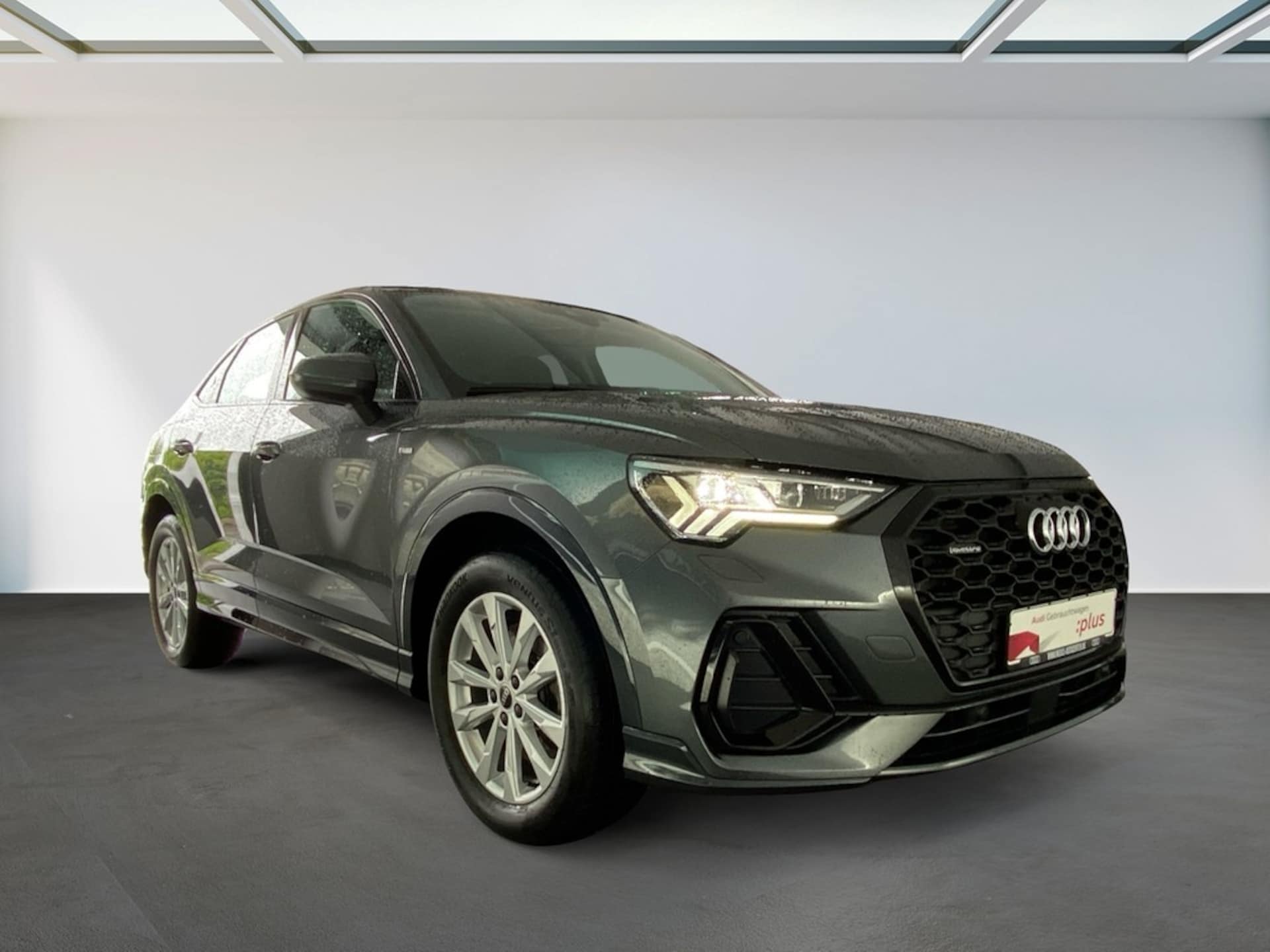 Audi Q3 Sportback S line