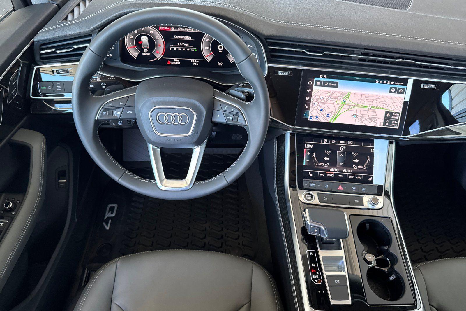 2025 Audi Q7 Premium Plus - Photo 13