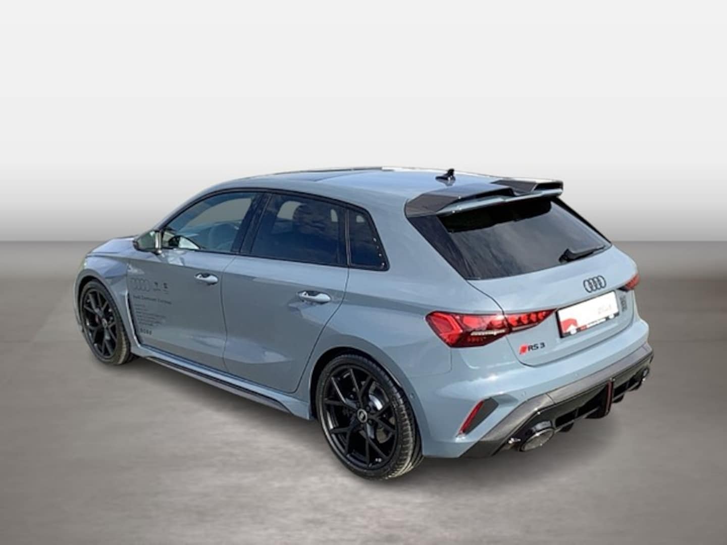 Bild über Audi RS 3 Sportback TFSI quattro 294 kW S tronic - für weitere Informationen kontaktieren Sie den Audi Partner