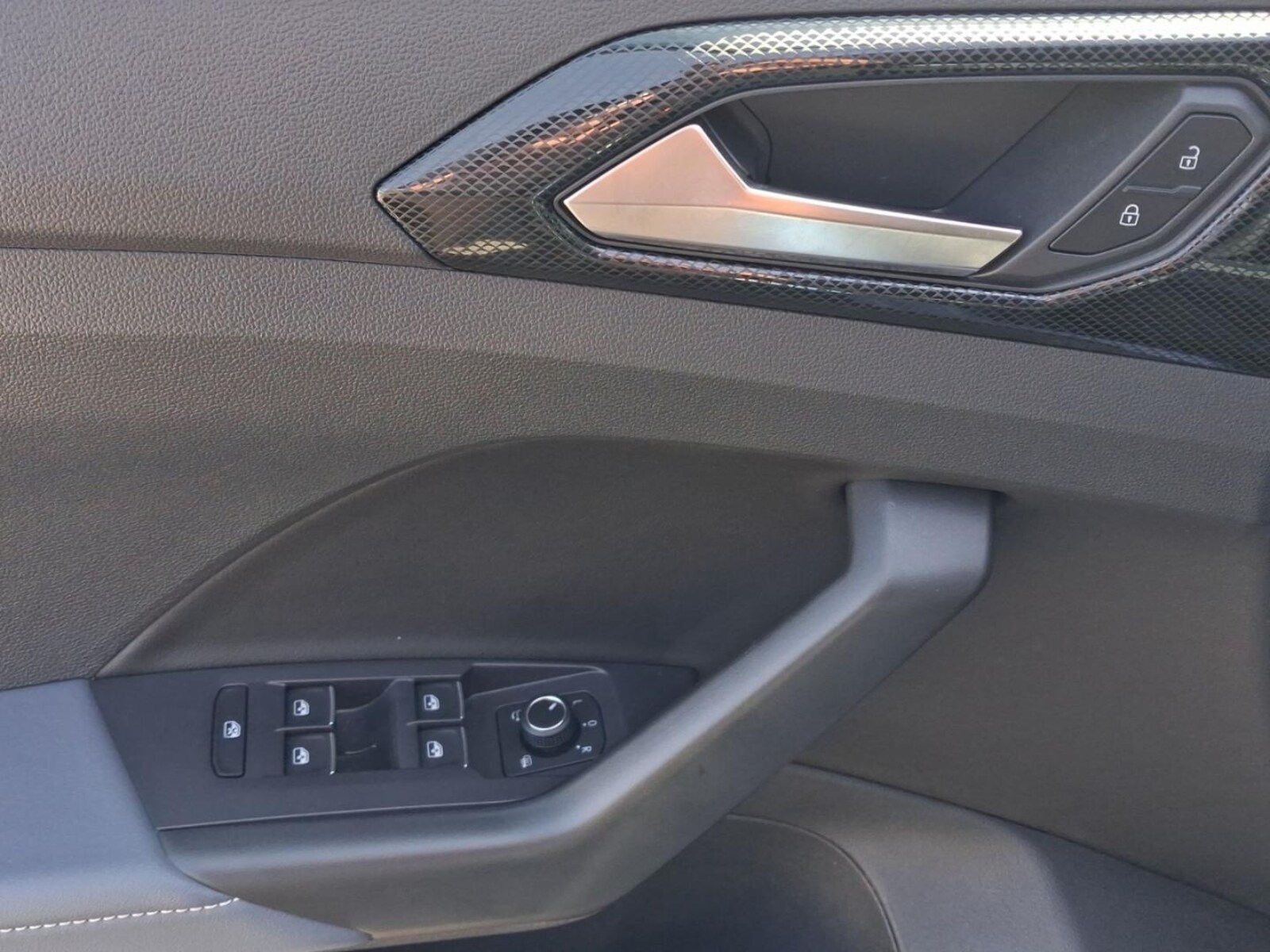 Volkswagen T-Cross – Bild 8