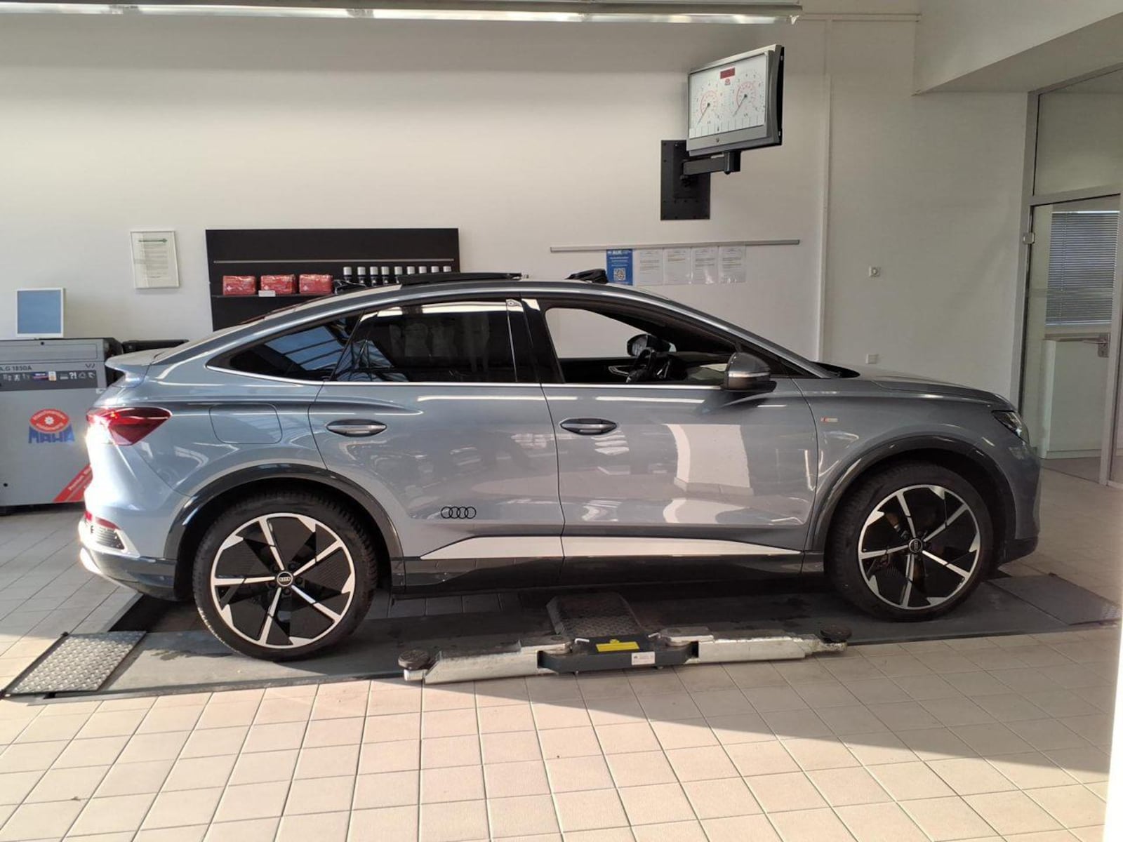 Audi Q4 Sportback e-tron – Bild 4