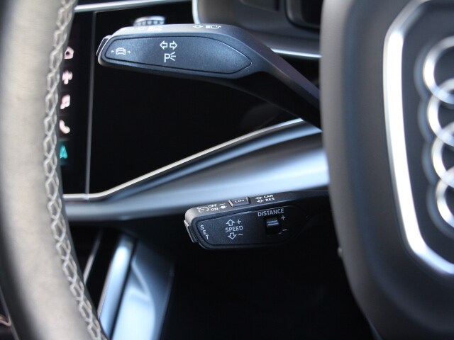Image about Audi Q7 55 TFSI quattro S line 250(340) kW(PS) tiptronic