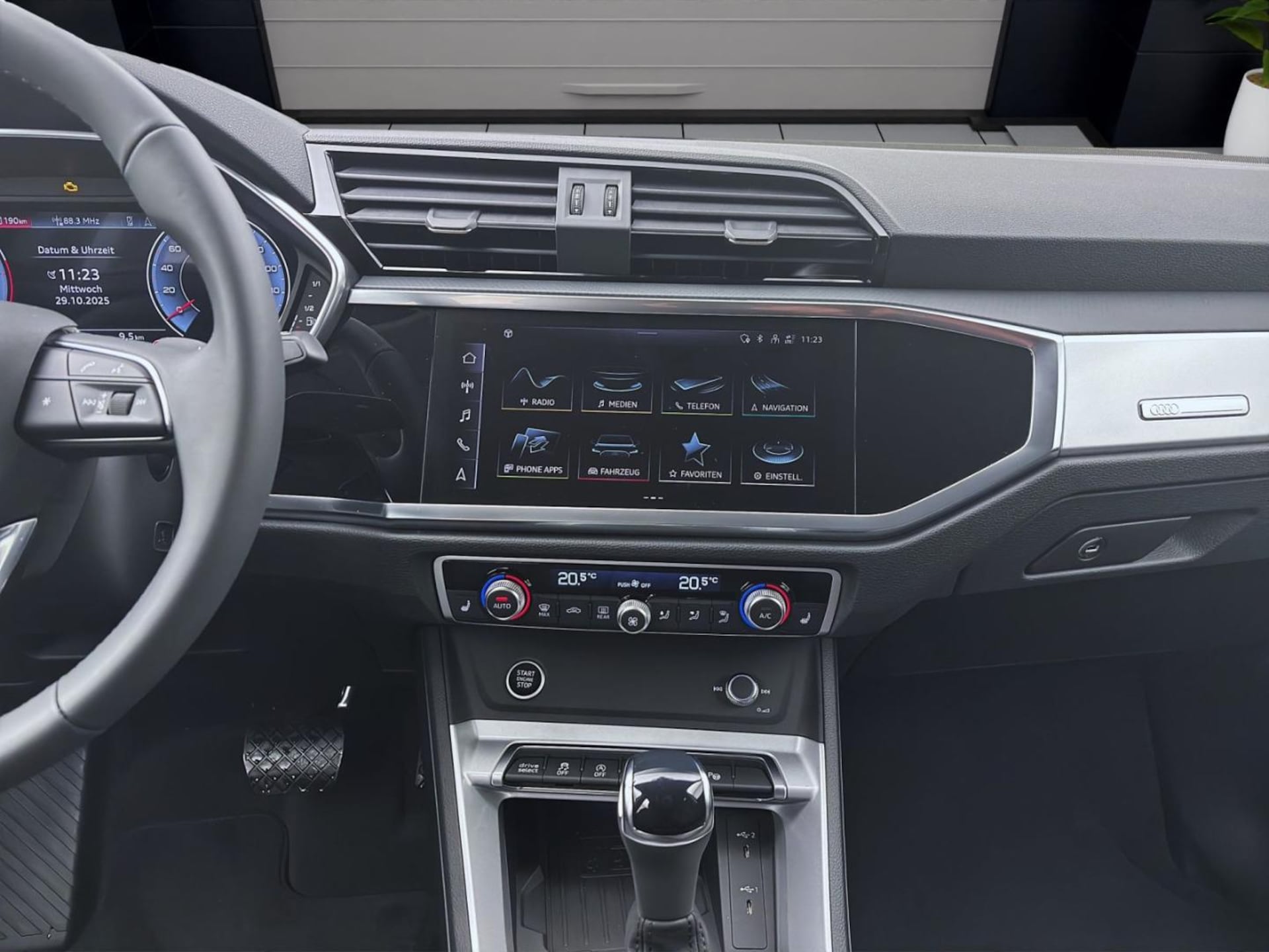 Audi Q3 SUV advanced