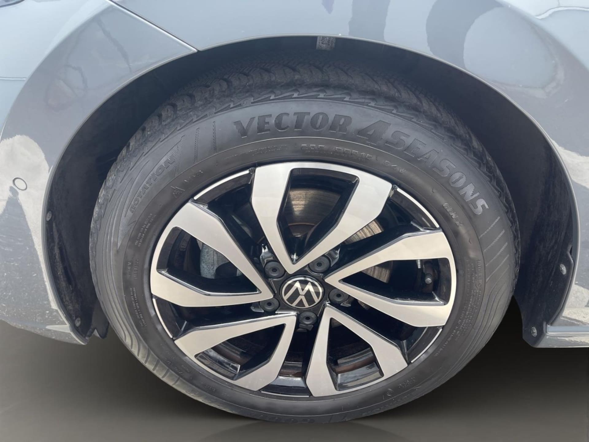 Volkswagen Golf Active