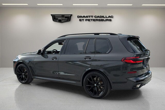 2026 BMW X7