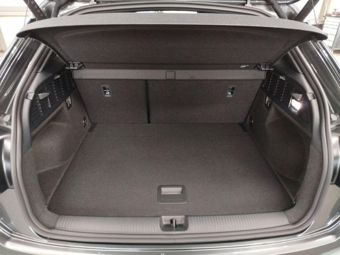 Bild über Audi Q2 S line 35 TDI S tronic - für weitere Informationen kontaktieren Sie den Audi Partner