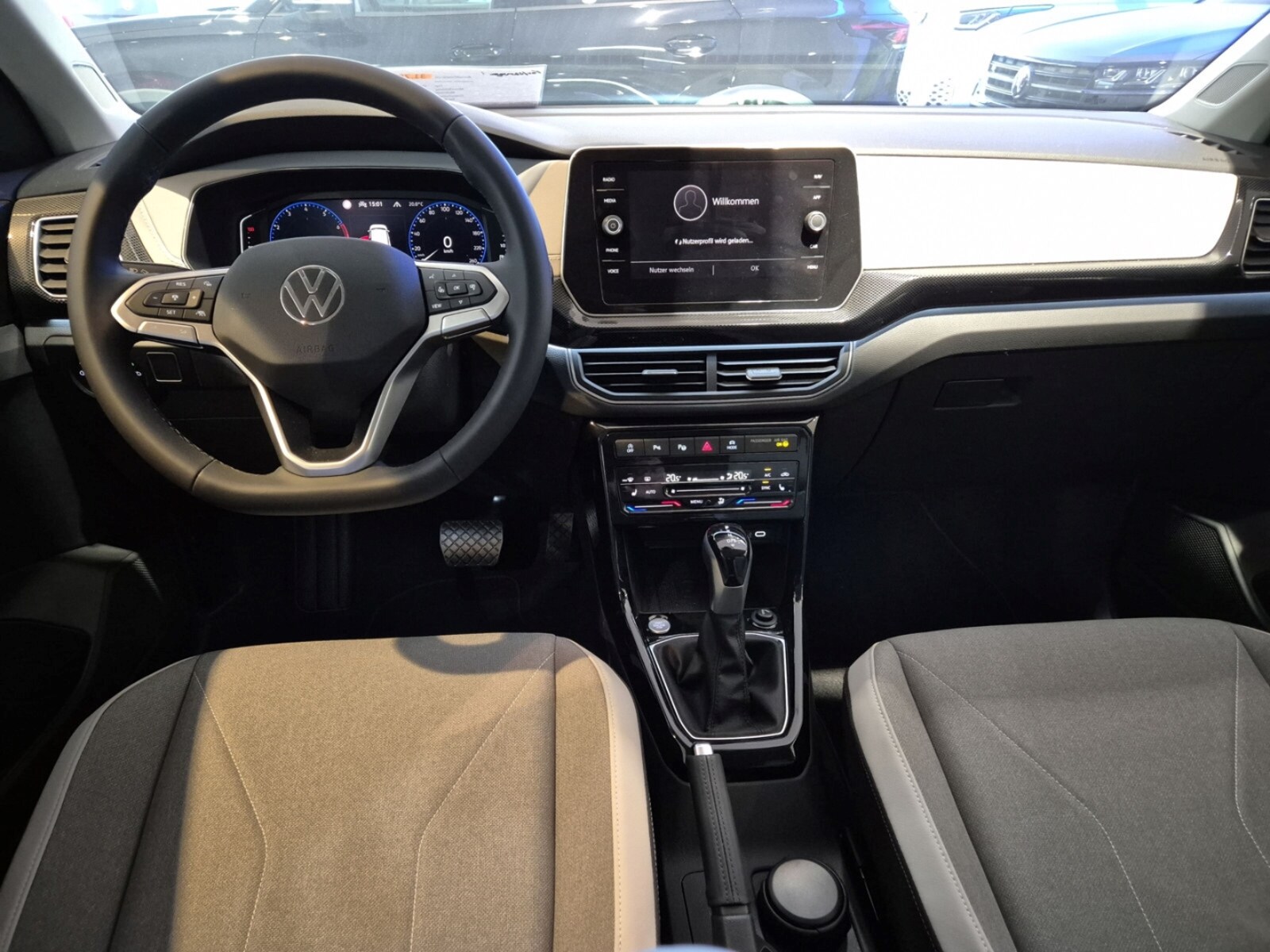 Volkswagen T-Cross – Bild 11
