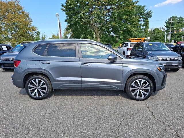 2022 Volkswagen Taos SE - Photo 7