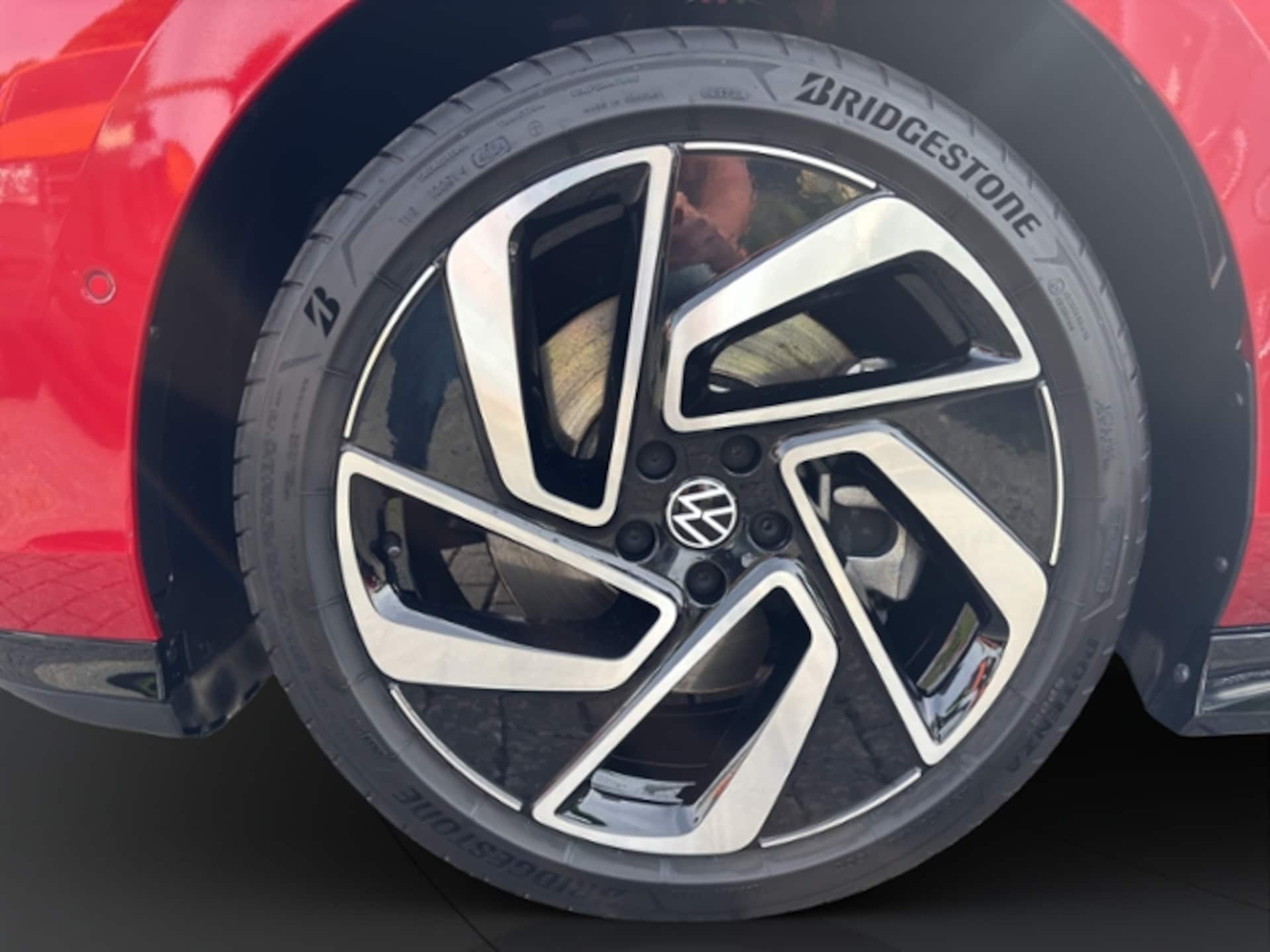Volkswagen ID.7 GTX