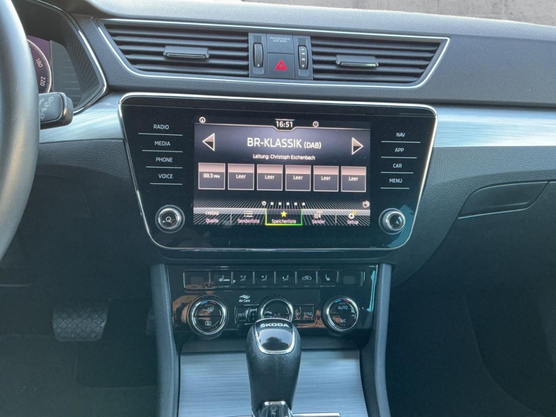 Skoda Superb Combi Ambition