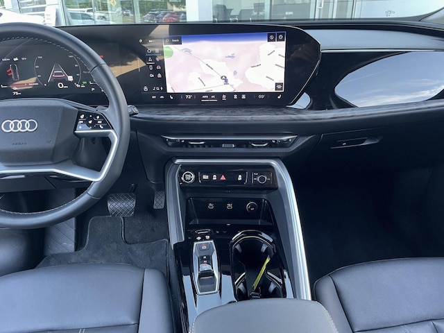 2025 Audi Q5 Premium - Photo 8