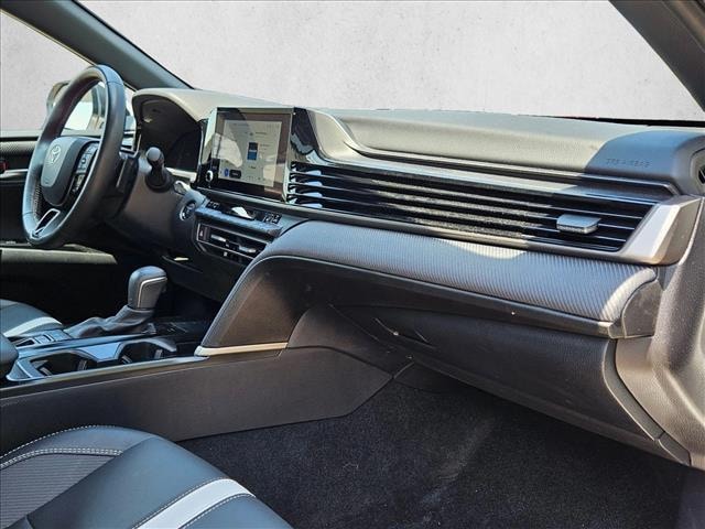 2025 Toyota Camry SE - Photo 20