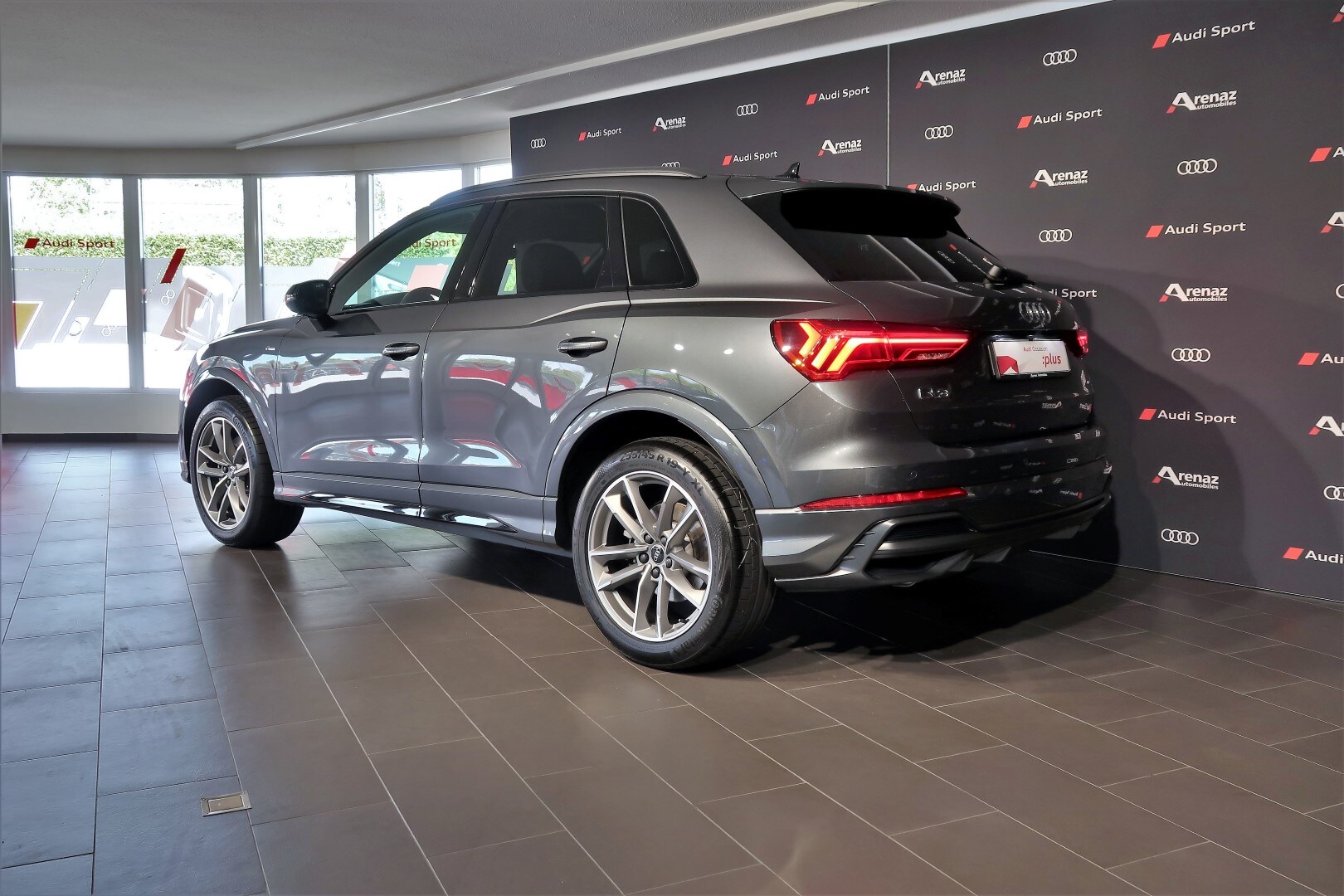 Image about Audi Q3 S line 40 TDI quattro 147 kW (200 PS) S tronic