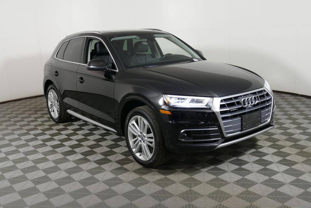 2018 Audi Q5 2.0T quattro S tronic Prestige's photo