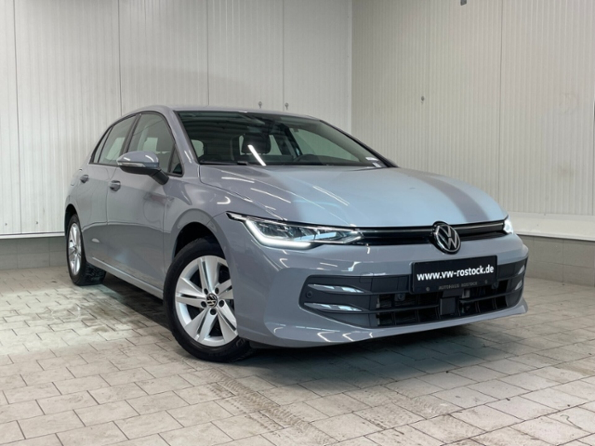 Volkswagen Golf Life