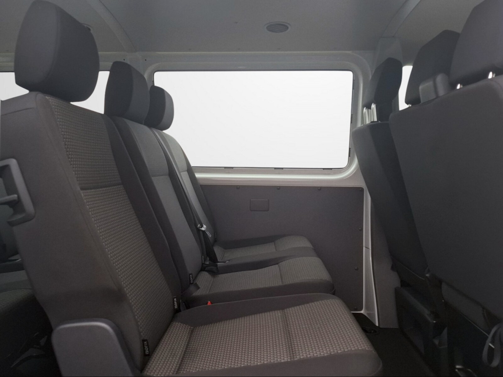 Volkswagen T6.1 Transporter Kombi kurzer Radstand – Bild 13