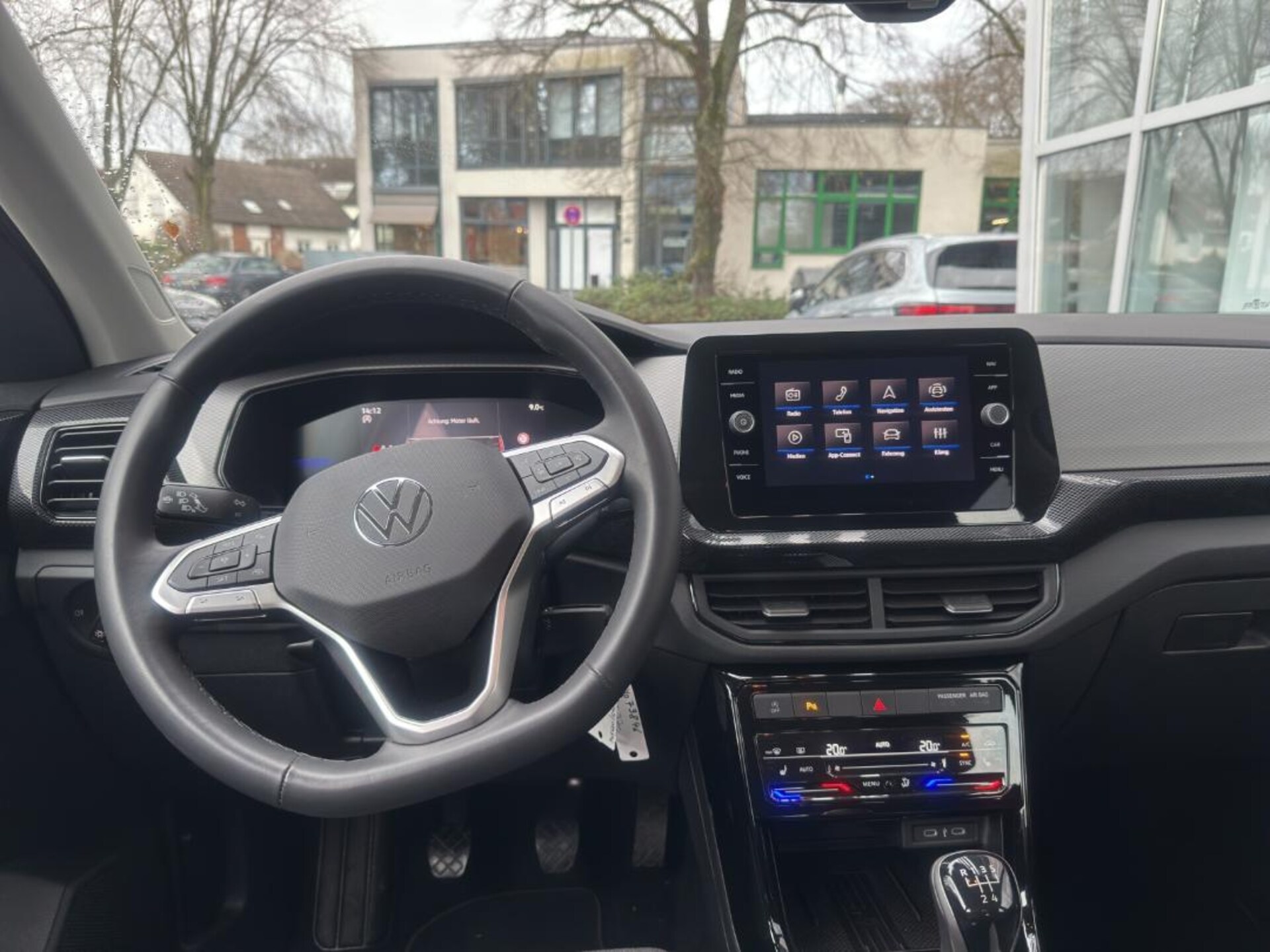 Volkswagen T-Cross Life