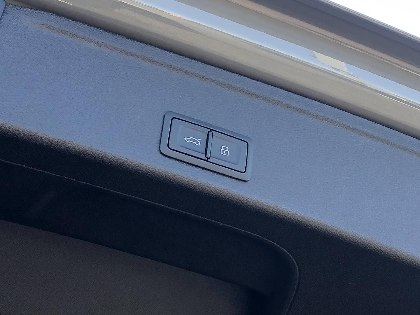 Image about Audi A4 Avant S Edition 40 TDI 150 kW (204 ch) S tronic