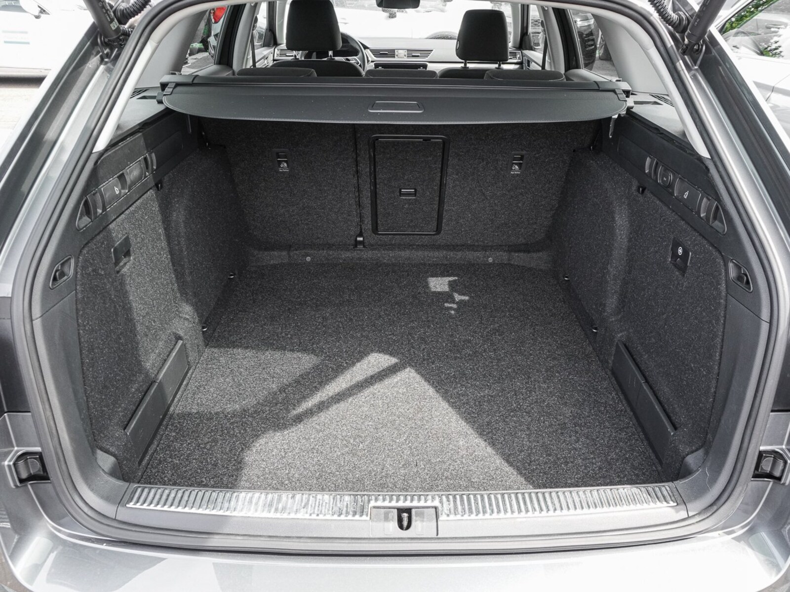 Škoda Superb Combi – Bild 17