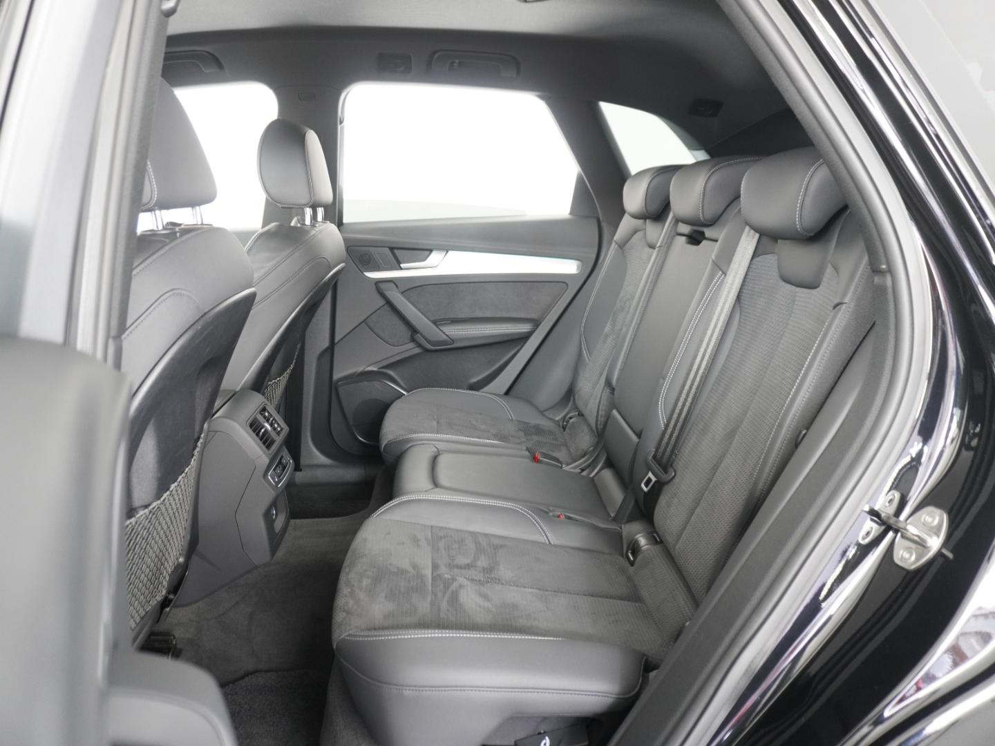 Image about Audi Q5 40 TDI quattro S line 