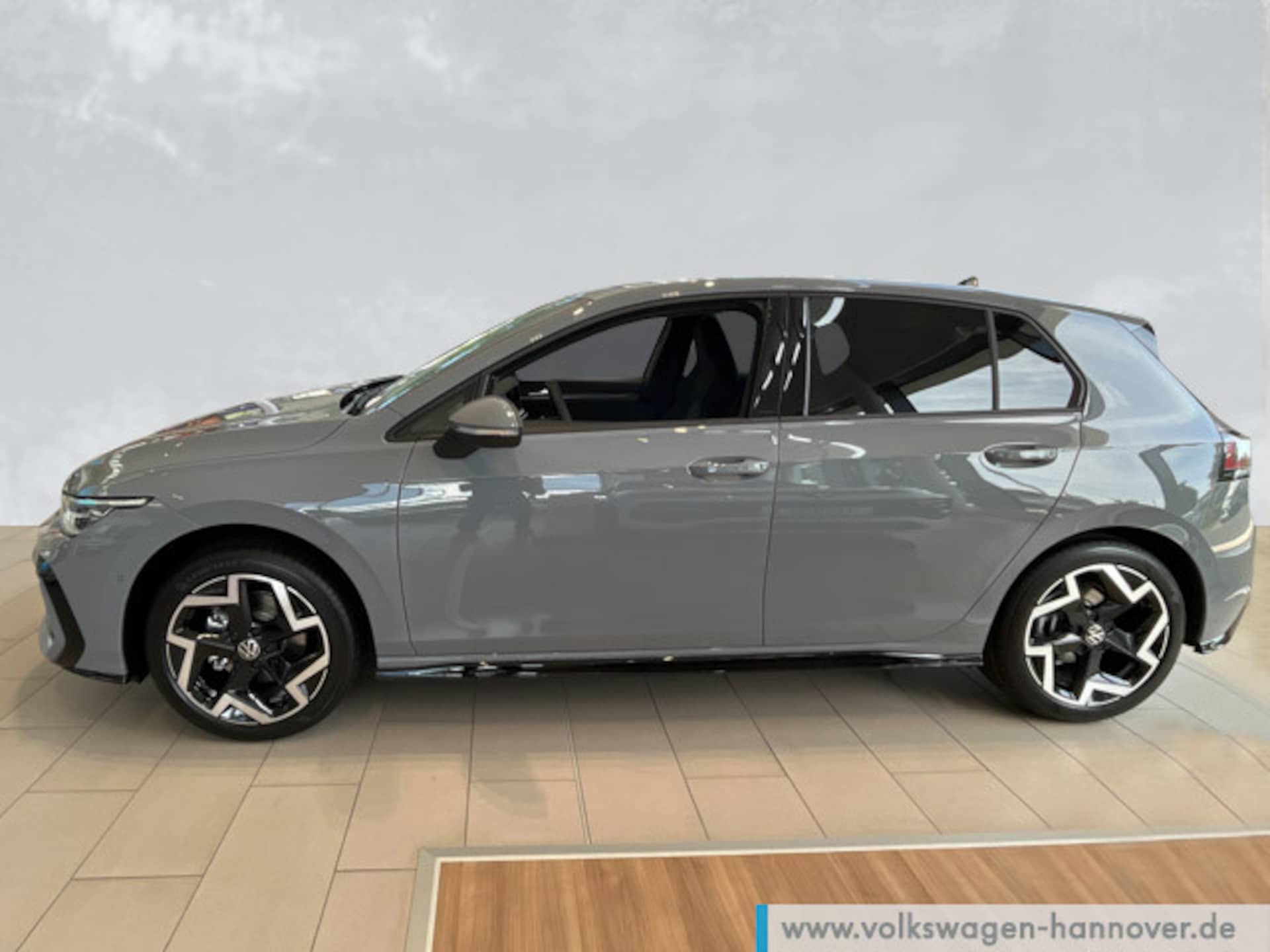Volkswagen Golf R-Line