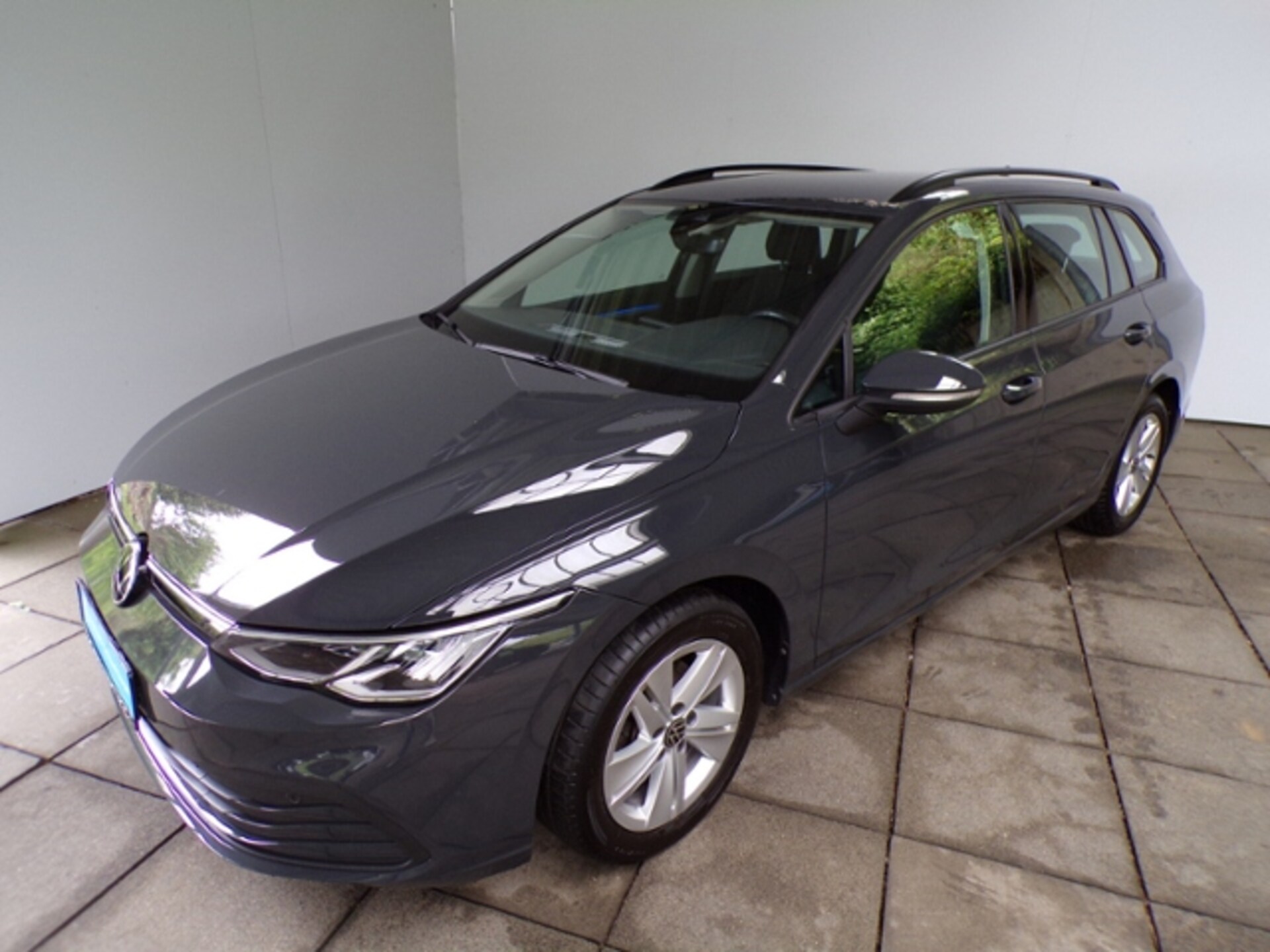 Volkswagen Golf Variant Life