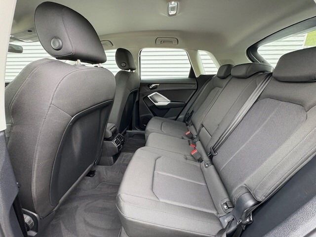 Image about Audi Q3 40 TFSI quattro S tronic