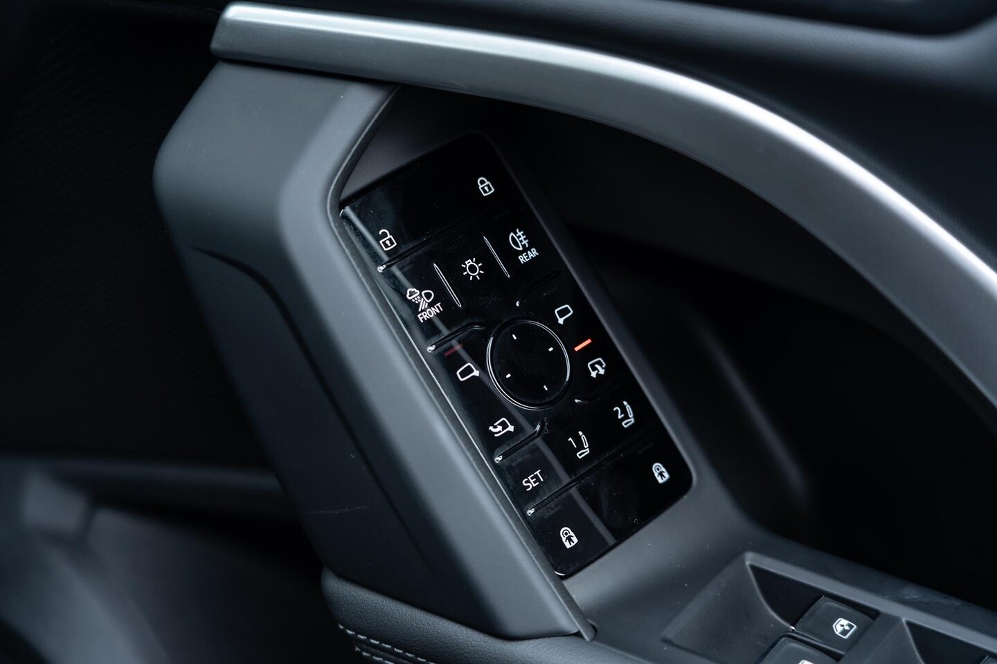 Image about Audi Q5 SUV TFSI 150 kW