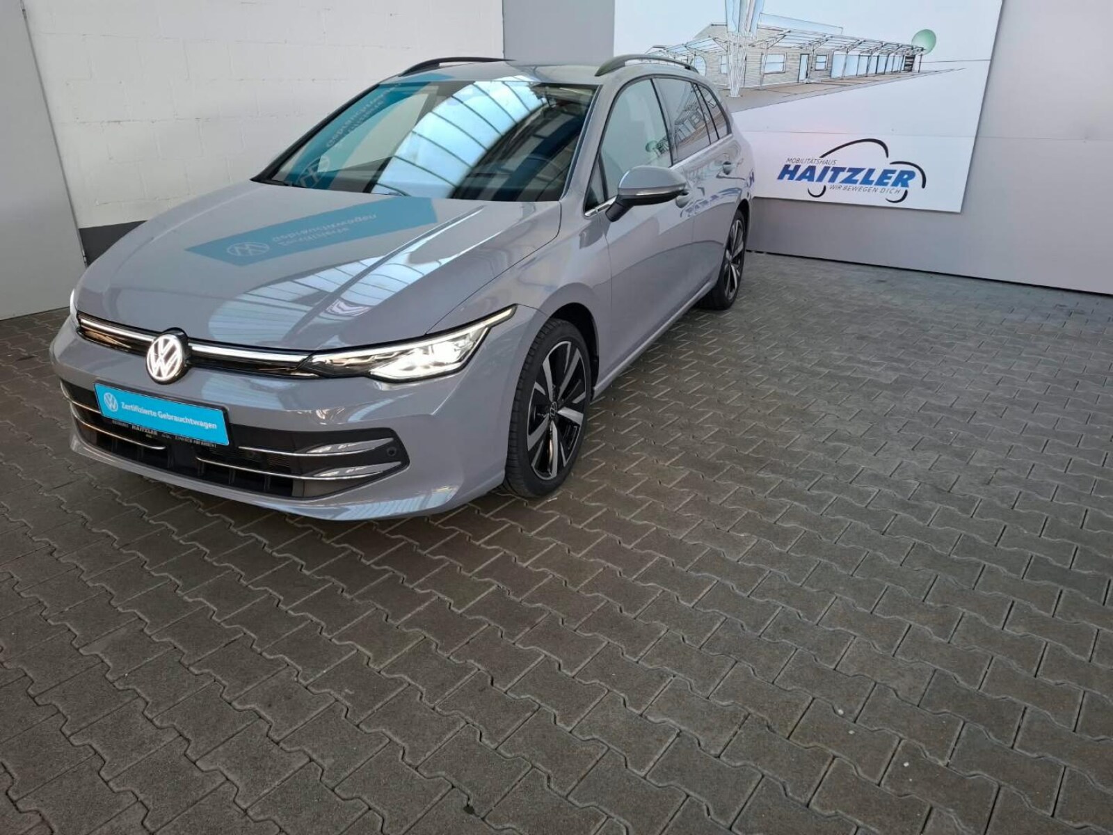 Volkswagen Golf Variant – Bild 2