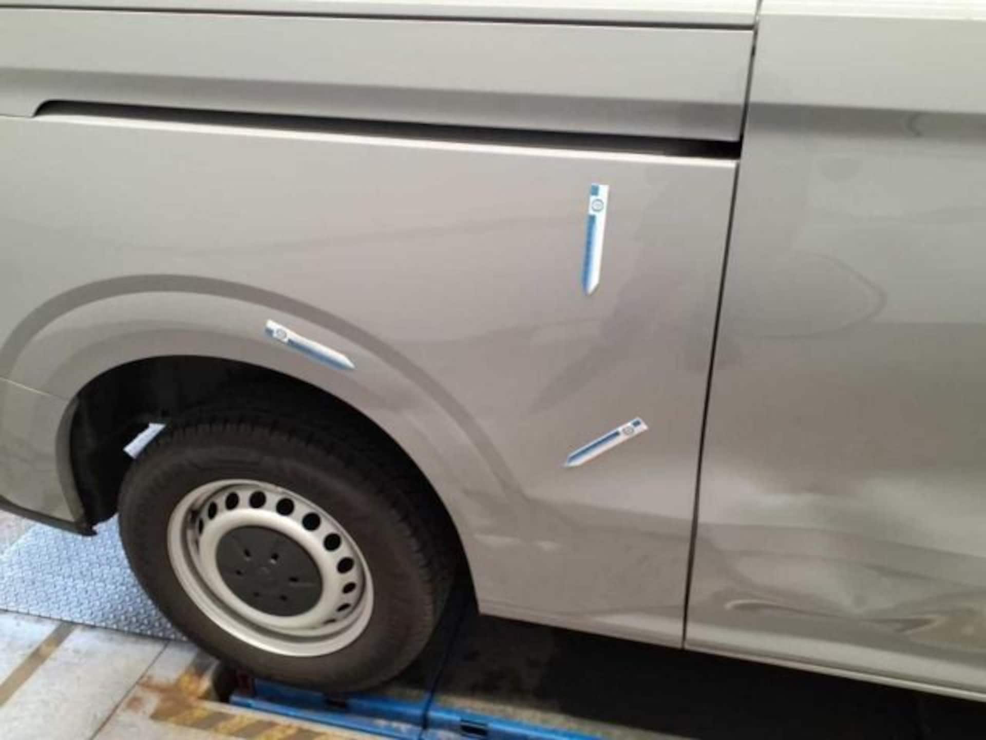 Volkswagen Transporter Kasten langer Radstand