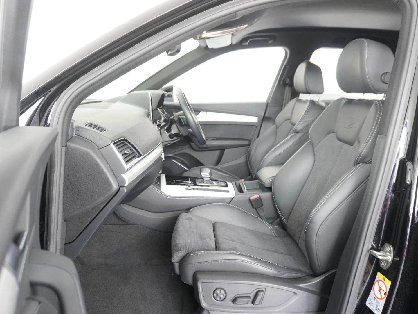 Image about Audi Q5 40 TDI quattro S line 