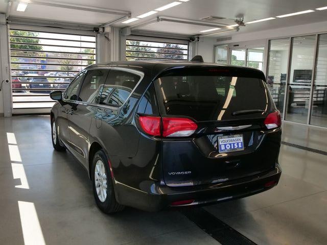 2022 Chrysler Voyager
