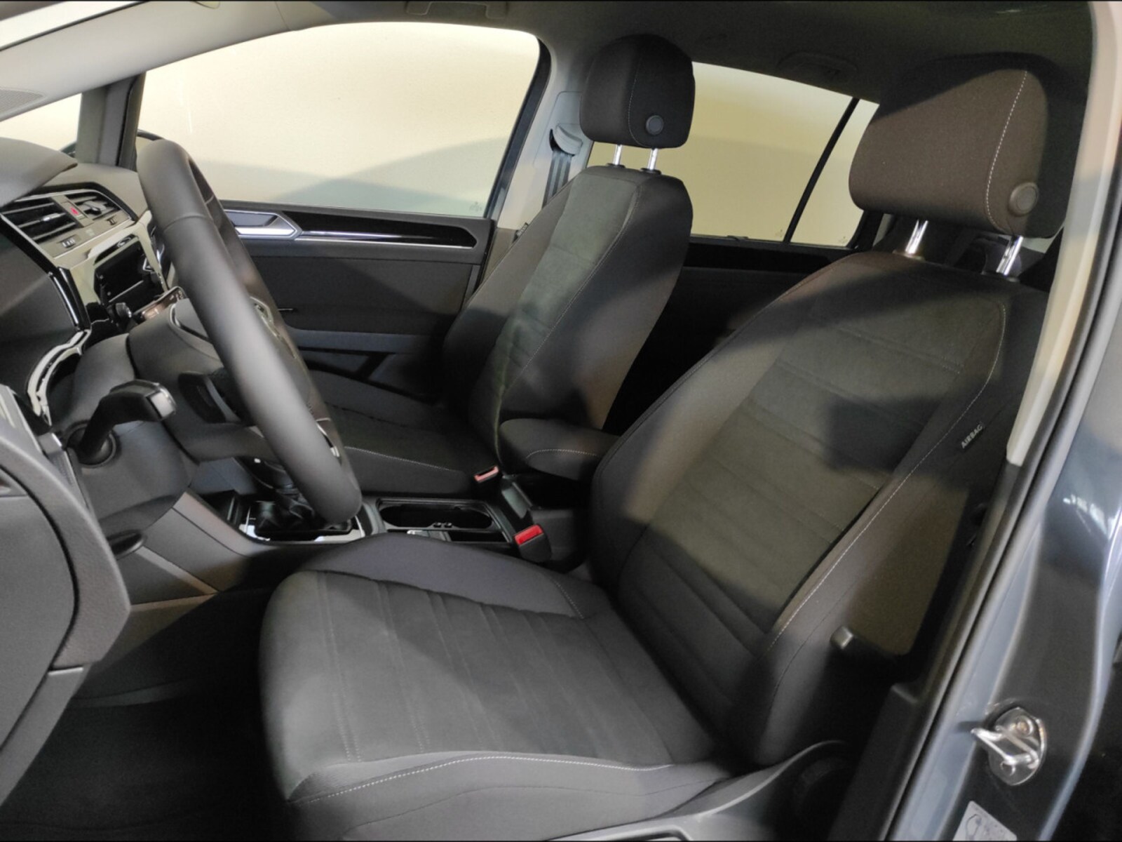 Volkswagen Touran – Bild 6