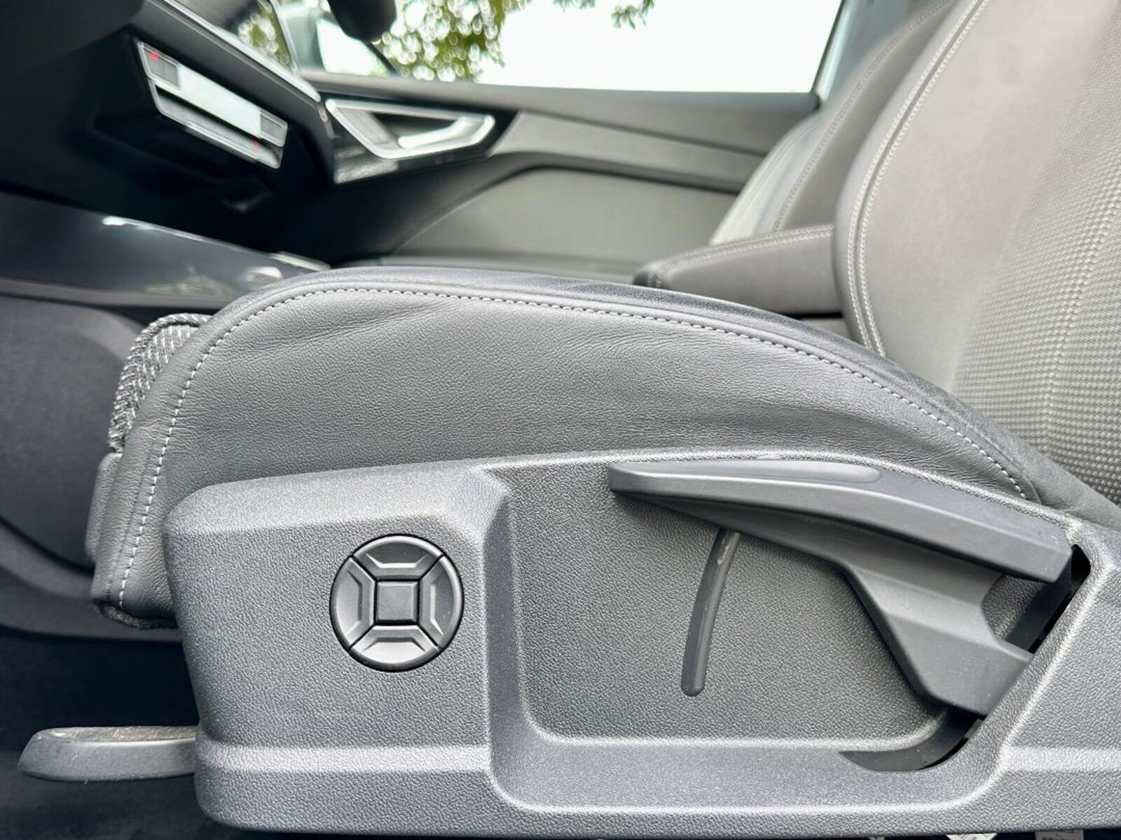 Audi Q4 e-tron – Bild 14