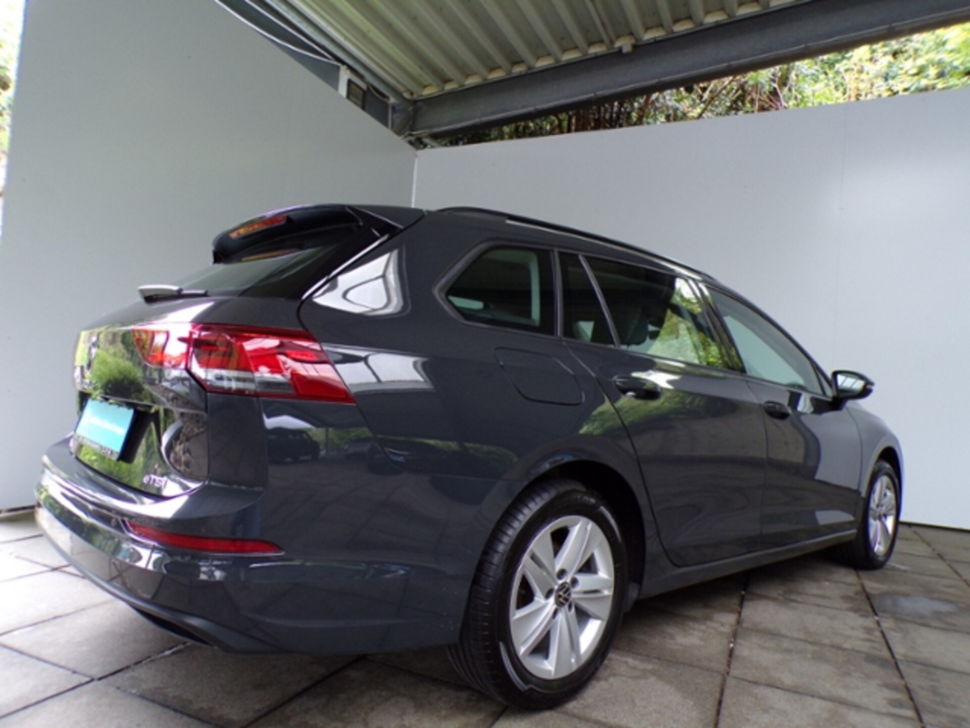 Volkswagen Golf Variant Life