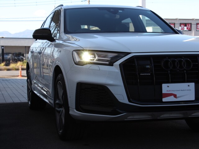 Image about Audi Q7 55 TFSI quattro S line 250(340) kW(PS) tiptronic